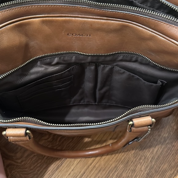 LUXURY!! 💼 Perfect Condition! COACH Briefcase, 4 main compartments. - Picture 8 of 11